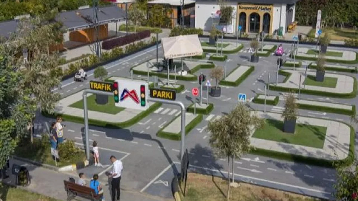 Mersin'de 'Trafik Park' çocuk neşesiyle doldu