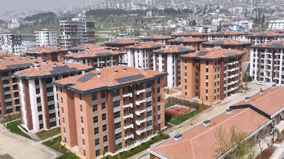 Bakan Kurum'dan 'Ebrar Sitesi' paylaşımı