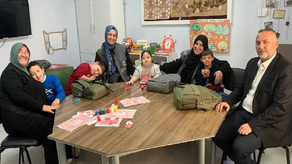 Sakarya Pamukova'da Büyükşehir'den 'özel' ziyaret