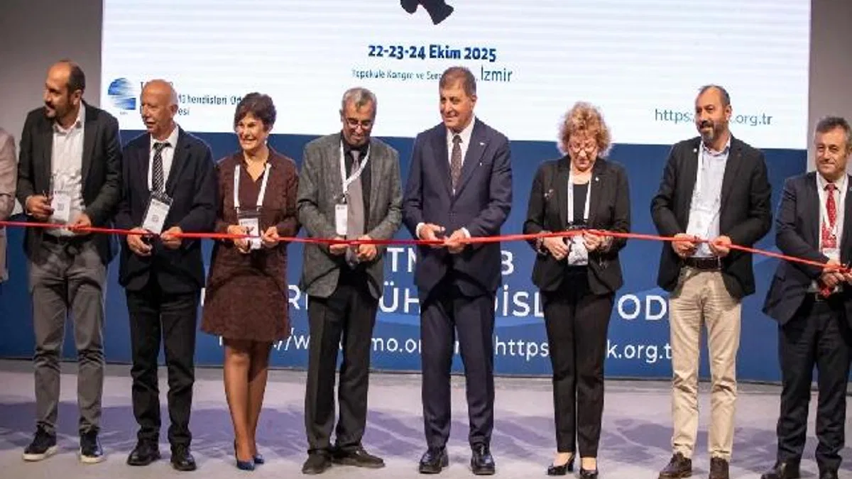 8. Elektrik Tesisleri Ulusal Kongre ve Sergisi İzmir'de açıldı