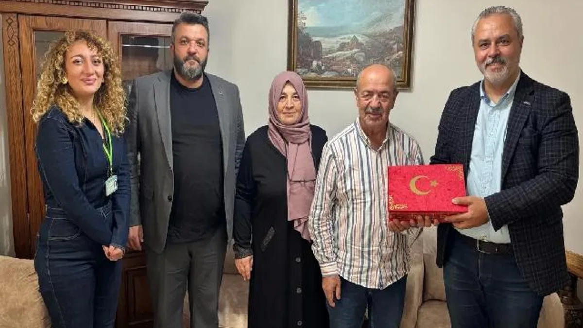 İzmit'te Kıbrıs Gazilerine vefa ziyareti