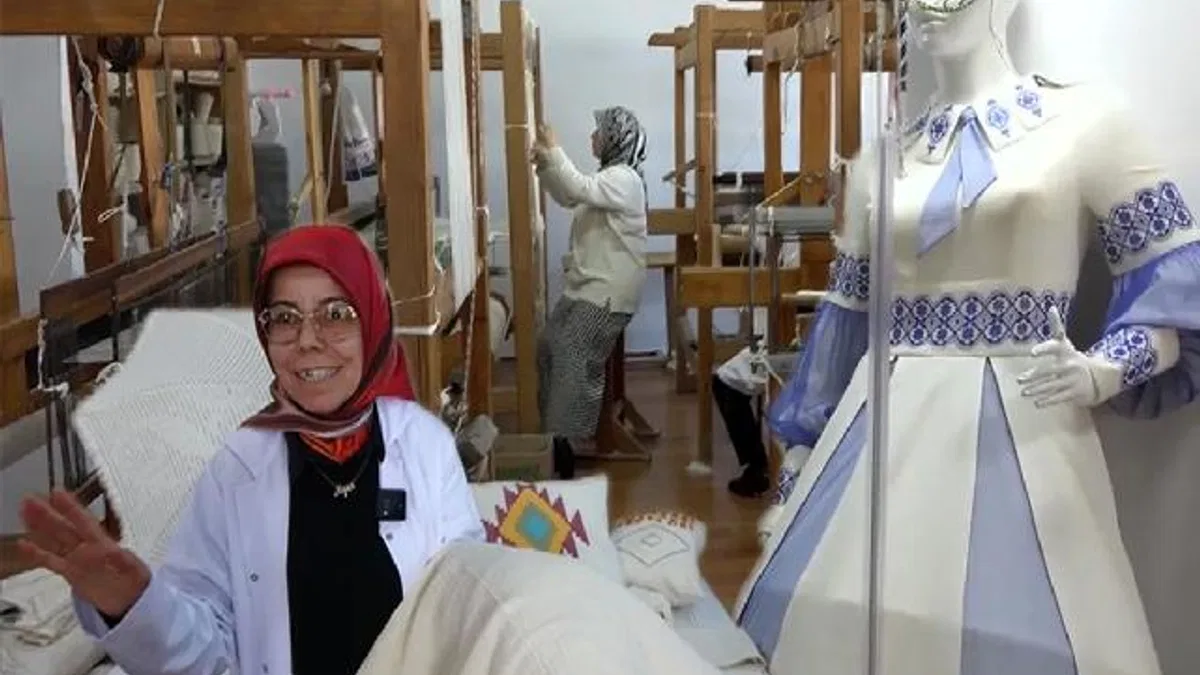 Şile Bezi HEM'in dokuma tezgahlarında hayat buluyor... 150 yıllık Şile Bezi'nin öyküsü