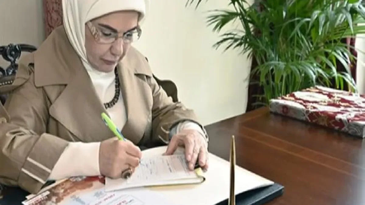Emine Erdoğan'dan Türk Kızılayı'na kurban bağışı
