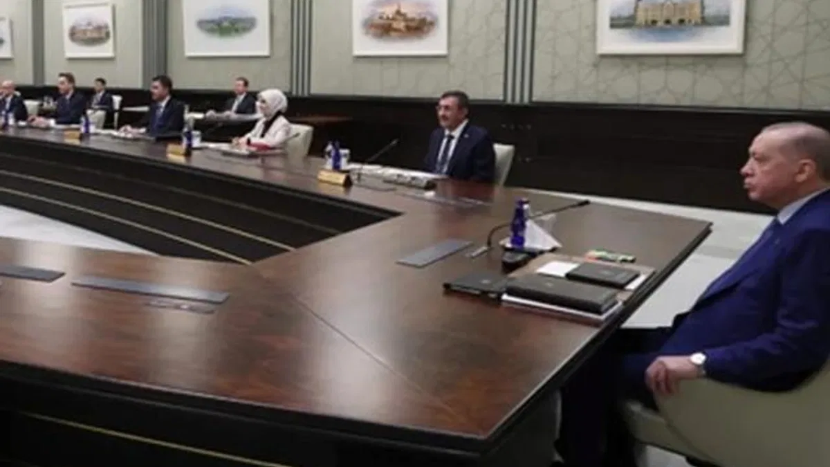 Kabine yeni bakanlarla ilk kez toplanacak... Gündem 'Terörsüz Türkiye'