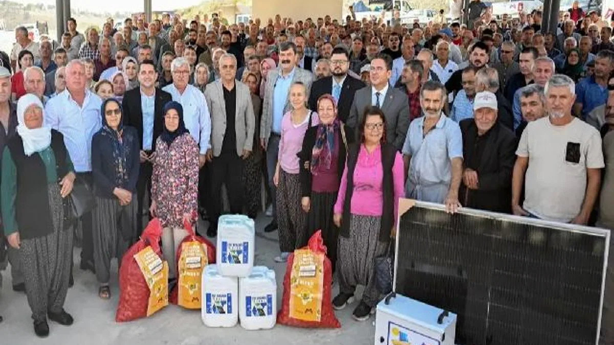 Mersin Büyükşehir’den çiftçiye üçlü destek
