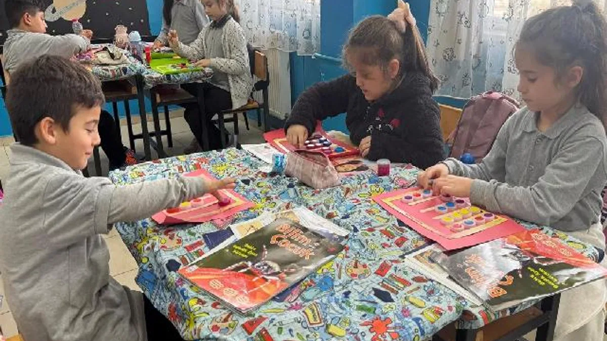 Sakarya'da bilimin renkli dünyasına adım attılar