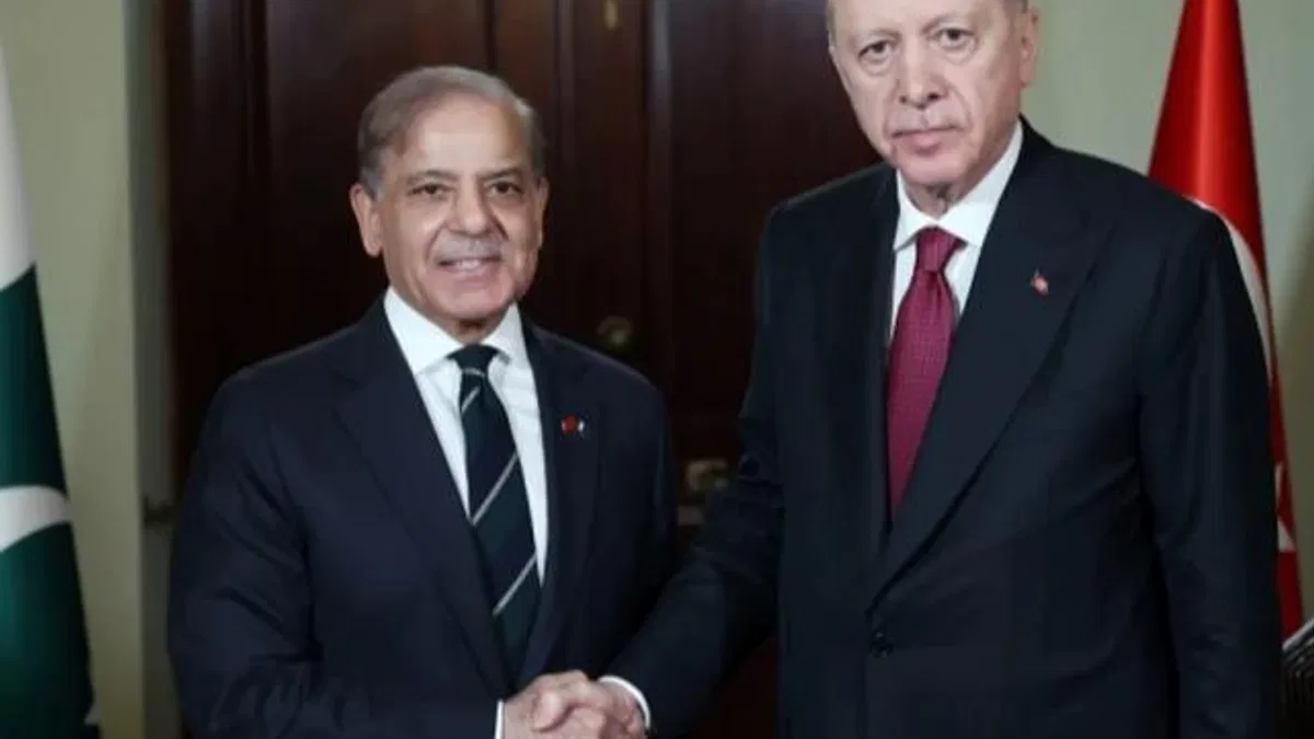Cumhurbaşkanı Erdoğan, Şahbaz Şerif'le görüştü.. Erdoğan'ın barış diplomasisi sürüyor