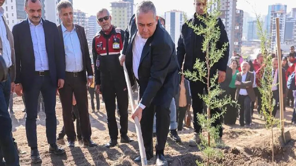 Ankara Keçiören’de fidanlar toprakla buluştu