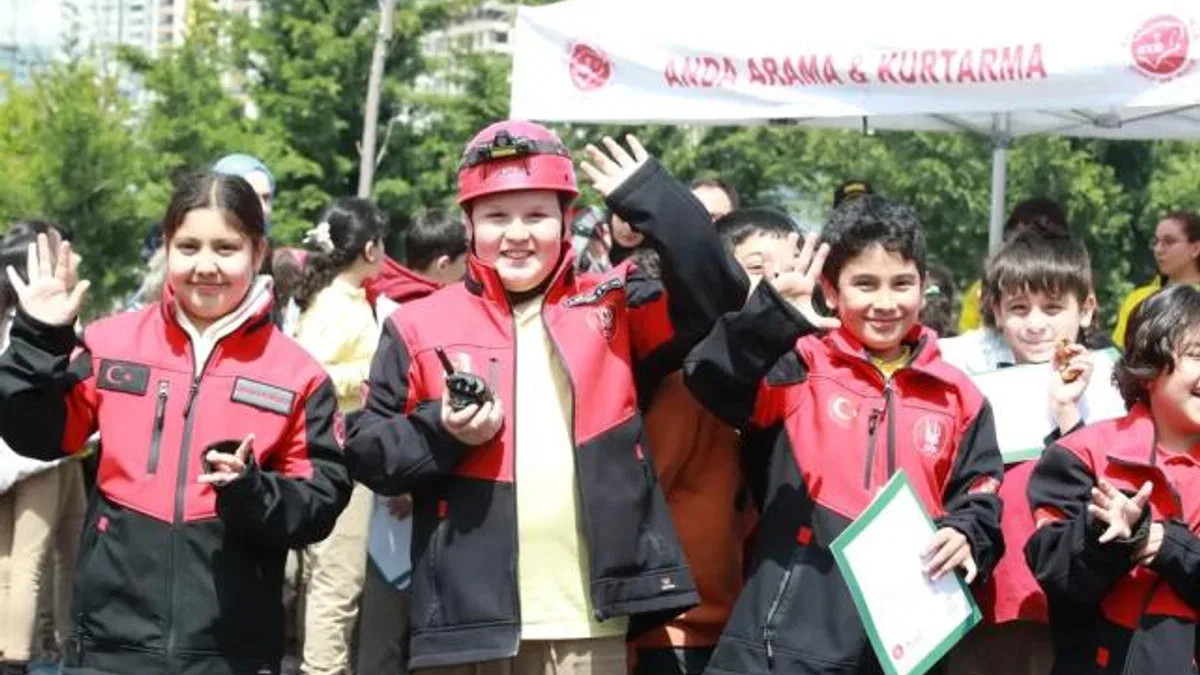 Ankara Keçiören'de çocuklara hayat kurtaran afet eğitimi