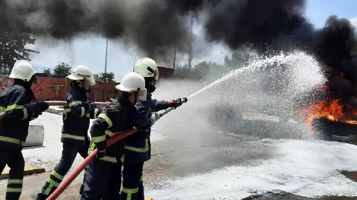 Kocaeli'de yangınlara müdahale ekibi büyüyor