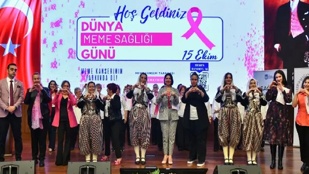 Başkentte pembe ışıklar meme sağlığı için yandı