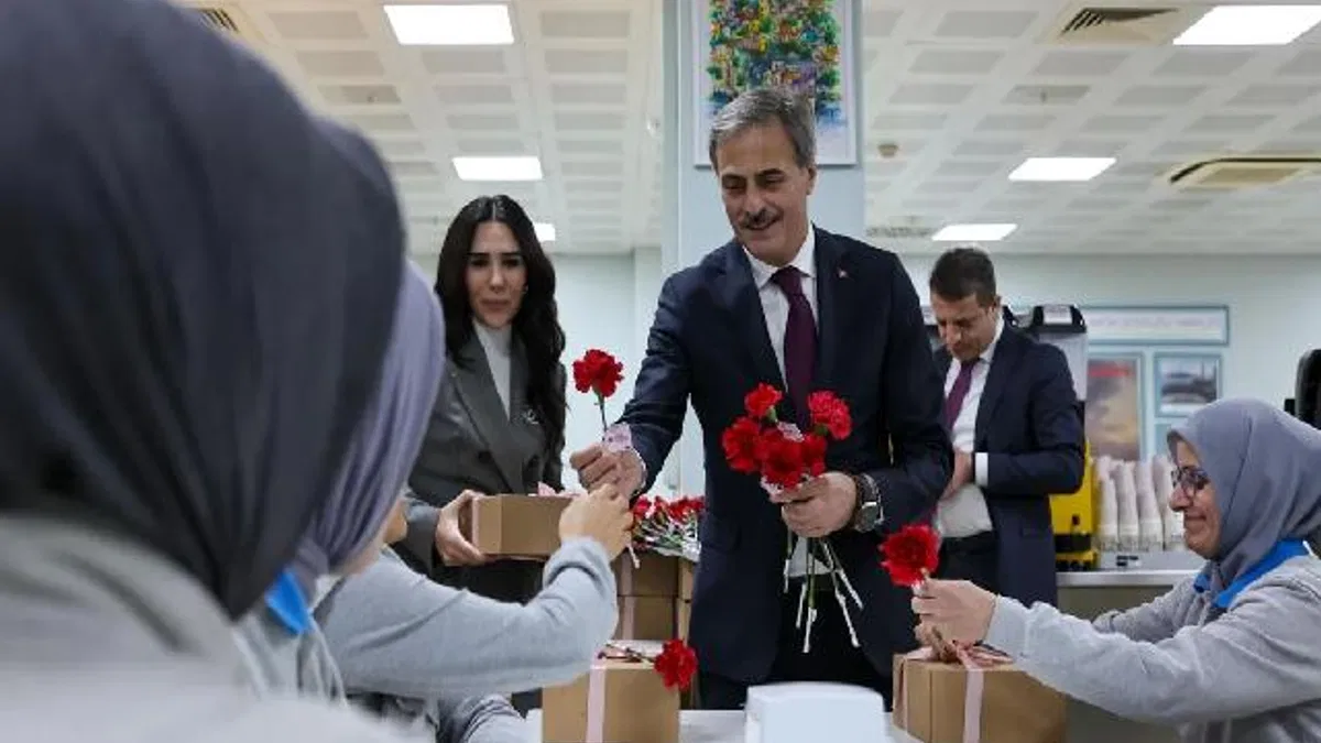 Sakarya Hendek'te emekçi kadınlara konuk oldu