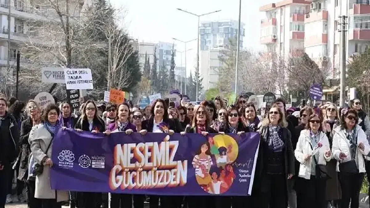 Bursa Nilüferli kadınlar, 8 Mart’ta adalet ve eşitlik için yürüdü