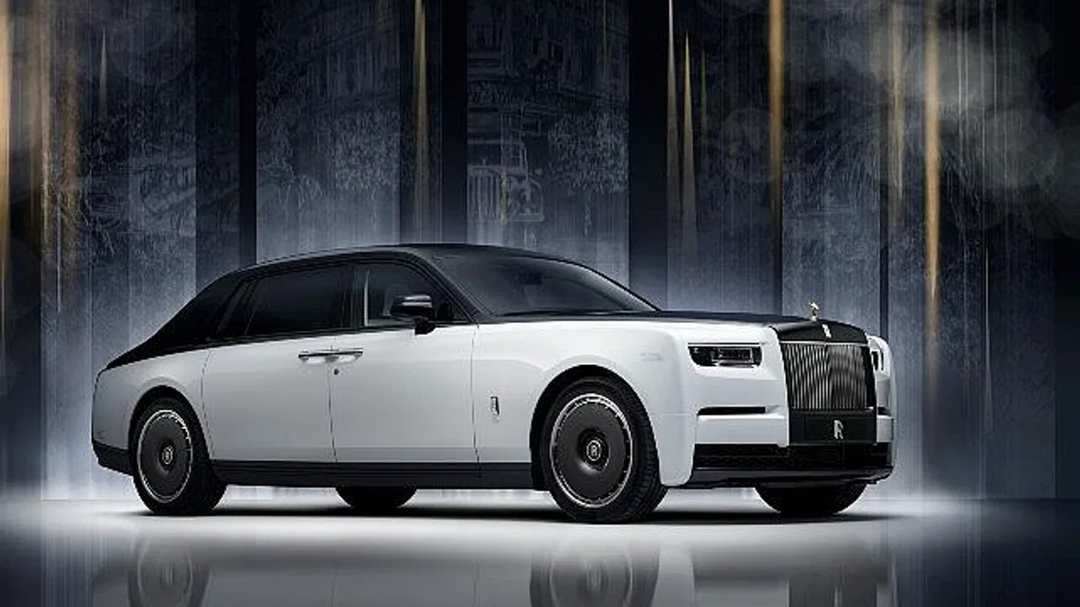 Rolls-Royce'dan 100 yıllık efsanesine özel koleksiyon