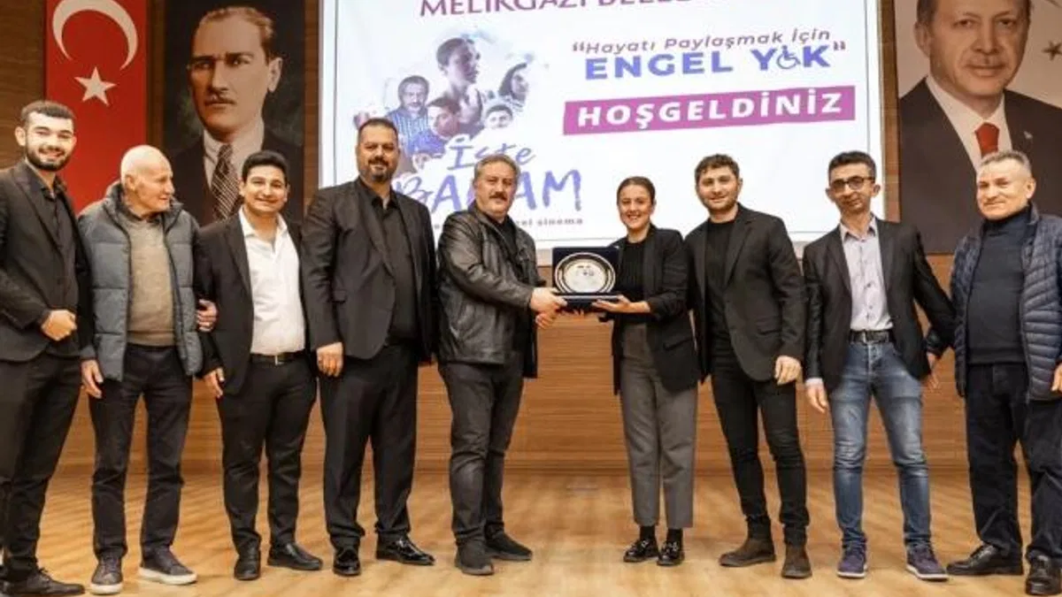 İşitme engelliler Kayseri Melikgazi'de sanatın birleştirici gücünde buluştu