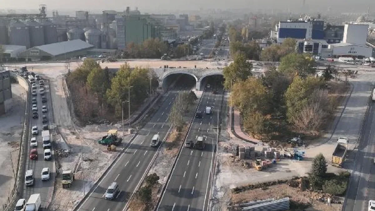 Konya'da Marangozlar Köprülü Kavşağı’nın alt kısmı trafiğe açıldı