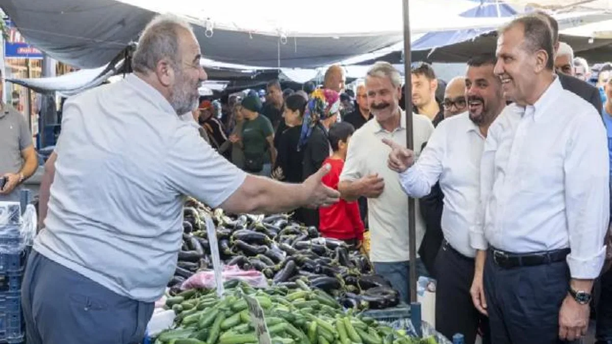 Mersin'de Başkan Seçer’e sevgi seli