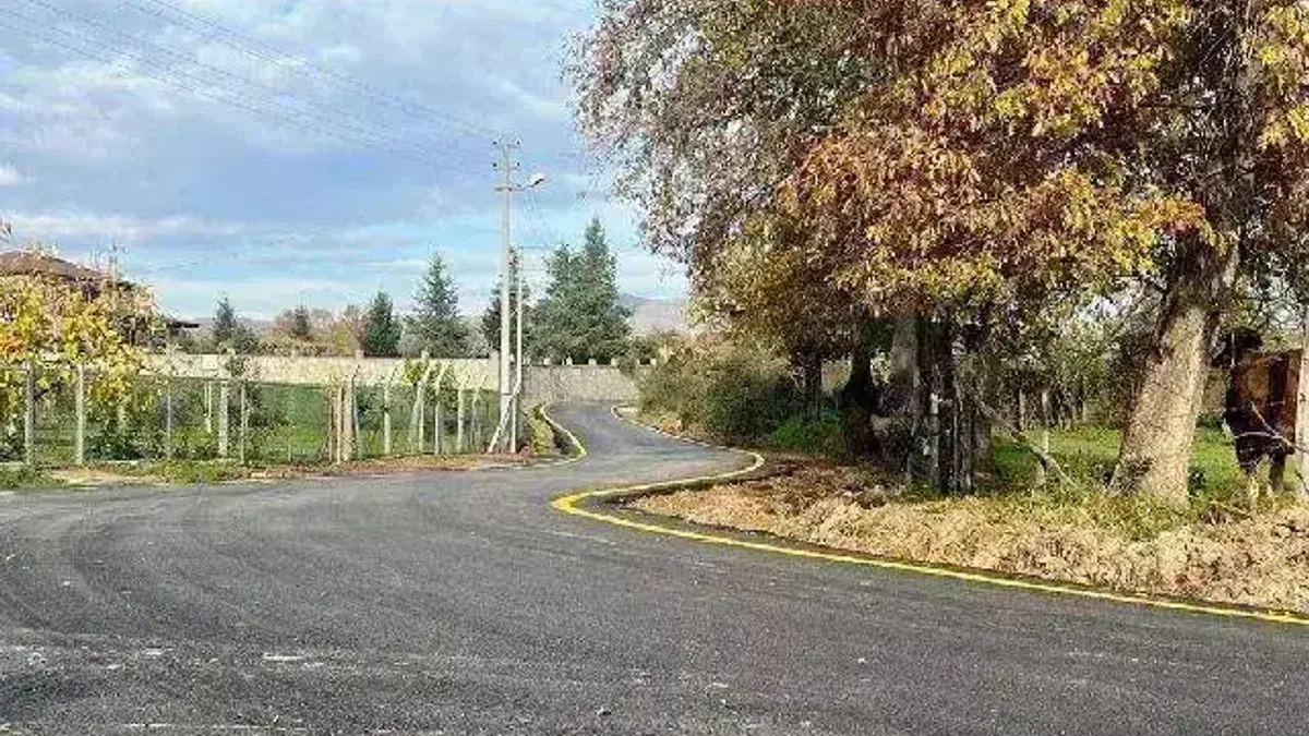 Sakarya Hendek’te 20 kilometrelik asfalt çalışmasını tamamladı