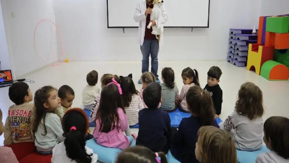 Kocaeli İzmit Belediyesinden miniklere hayvan dostu eğitim programı