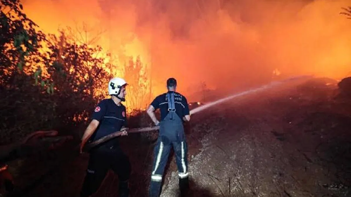 Antalya'da yangınlar kontrol altına alındı