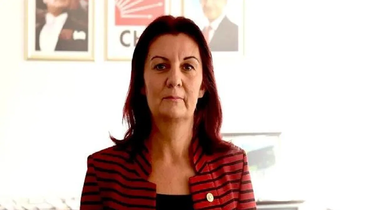 CHP'li Lale Karabıyık hayatını kaybetti