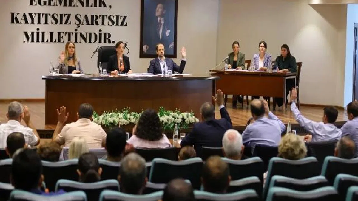 İzmir Meclisi'nde Efes otoparkı tepkisi!