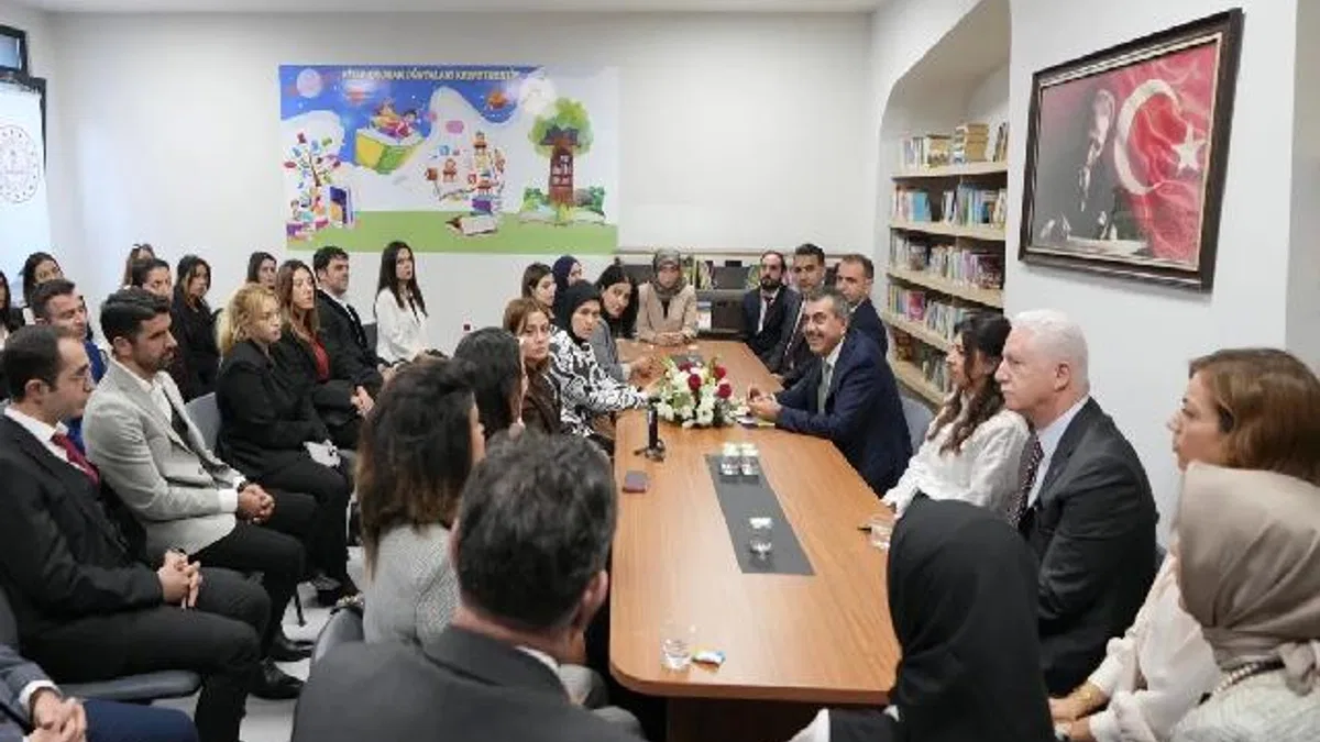 Öğretmenlerin ara tatil seminerleri çevrim içi olacak