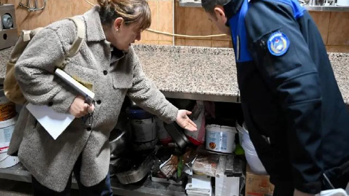 İzmir Bornova'da sağlıklı gıda için gece mesaisi