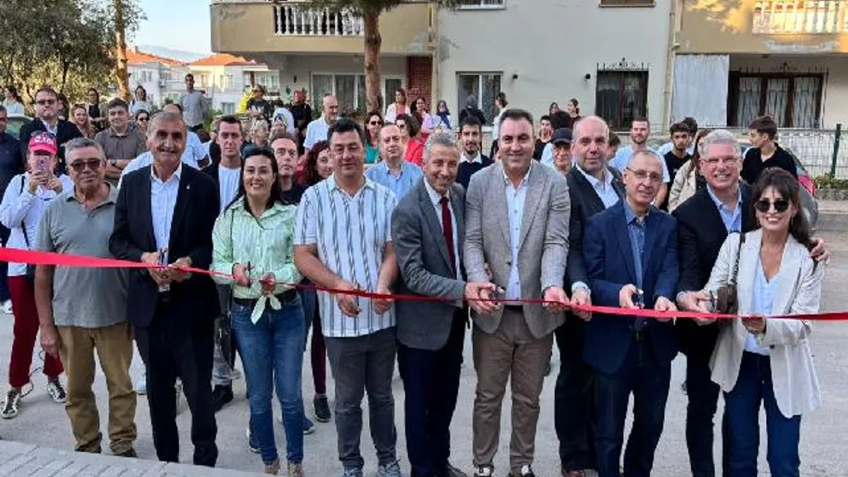 Kitap ve kahvenin yeni adresi 'Mola Mudanya' açıldı