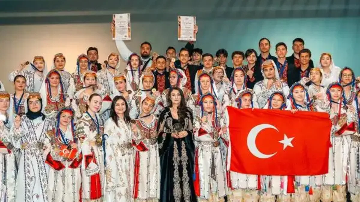 Konya Selçuklu Güzel Sanatlar Lisesi Avrupa’da ödül aldı