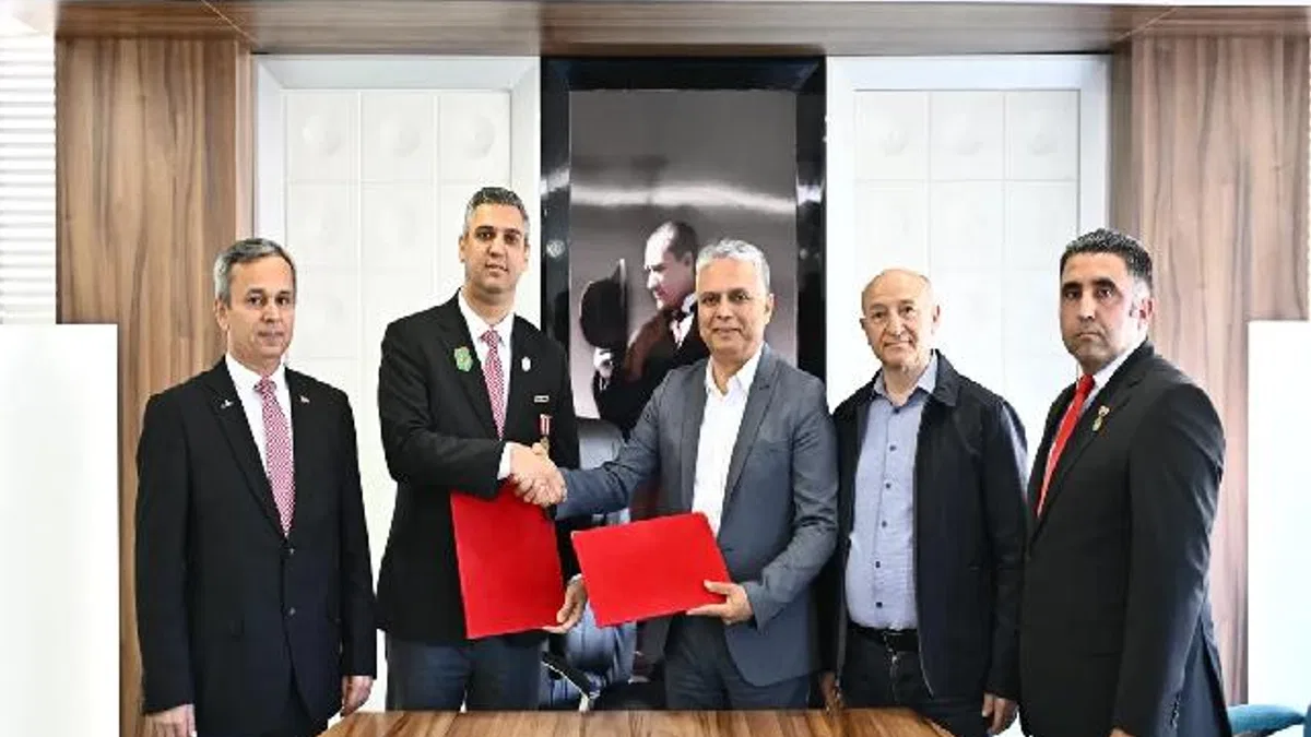 Antalya Muratpaşa’da şehit aileleri ve gaziler için protokol