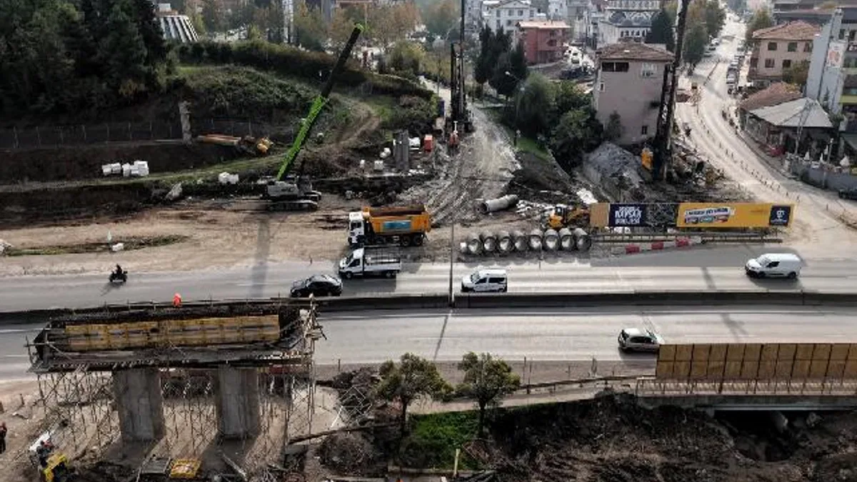 Kocaeli'de dev projede köprünün ilk ayağı göründü