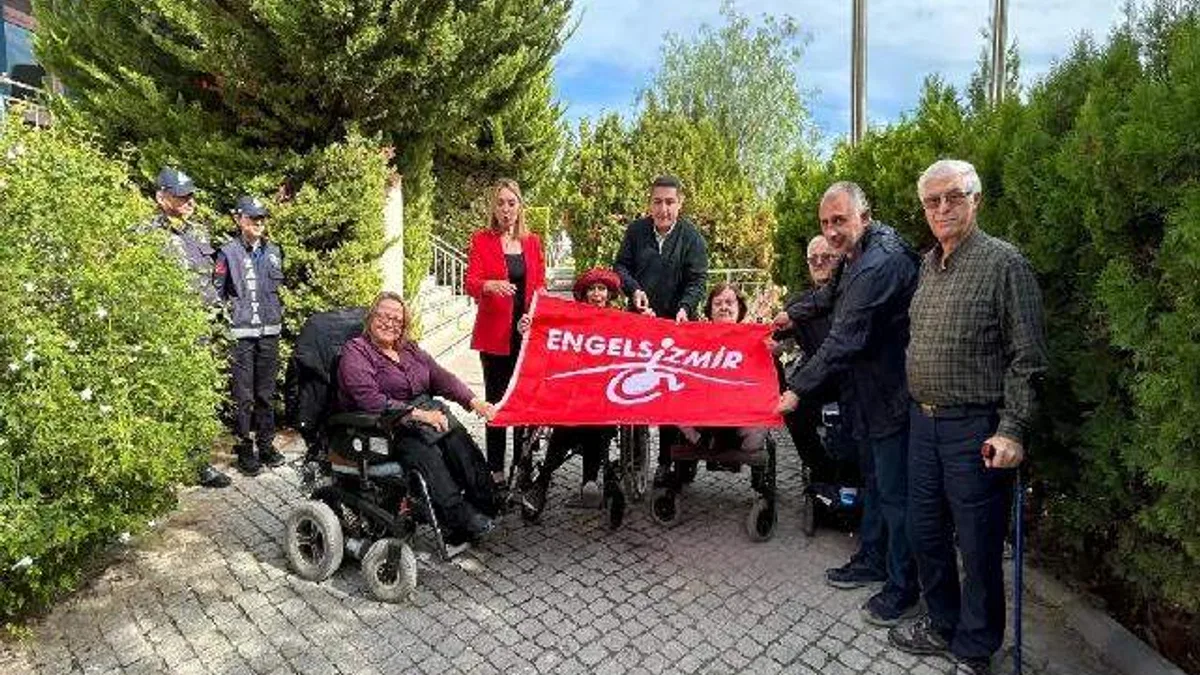 İzmir Büyükşehir’den bir “Kırmızı Bayrak” da Çeşme Belediyesi'ne