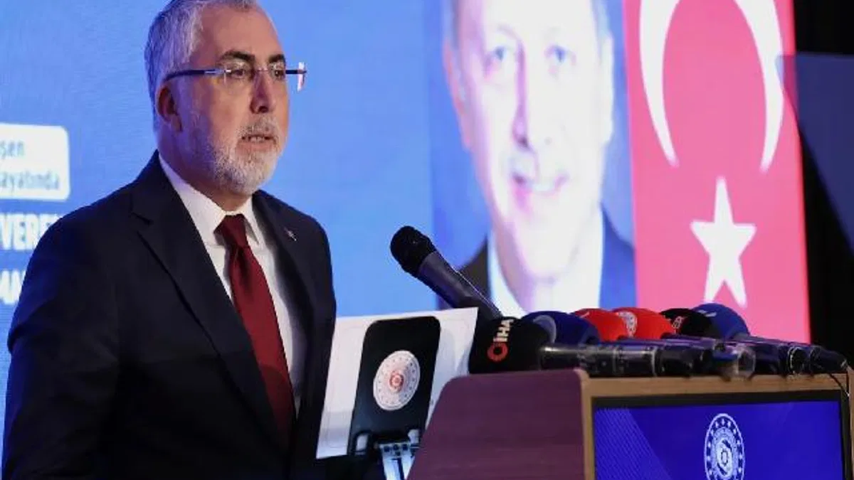 Bakan Işıkhan: Yeşil ve dijital dönüşümde işçi-işveren el ele verecek