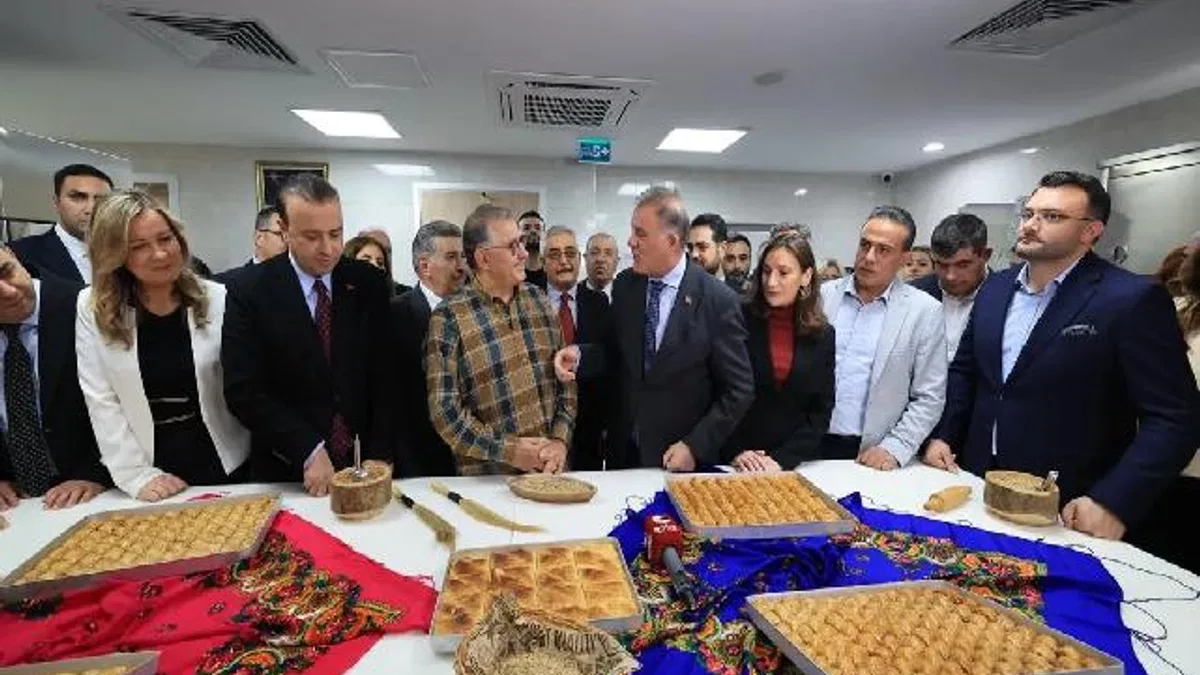 İstanbul Büyükşehir'den gençlik ve meslek eğitimine büyük yatırım