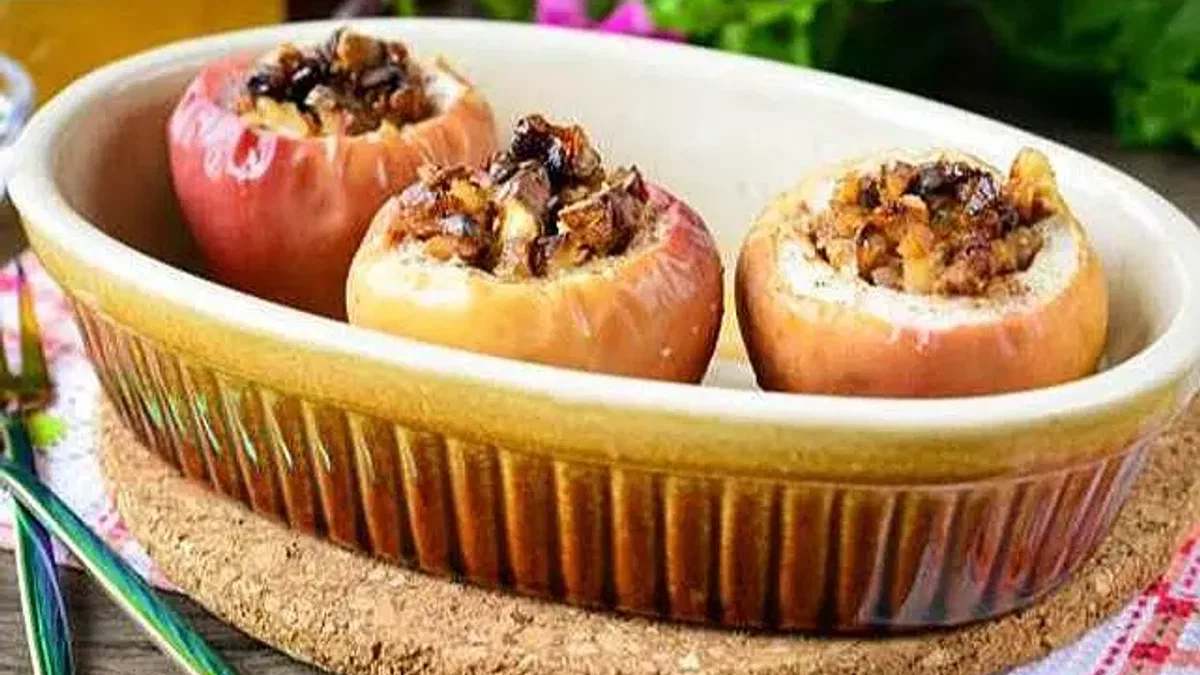 Fındık ve kuru üzümlü pişmiş elma tarifi