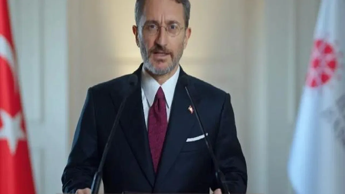 Fahrettin Altun: Faşist fikirler gurur duysun