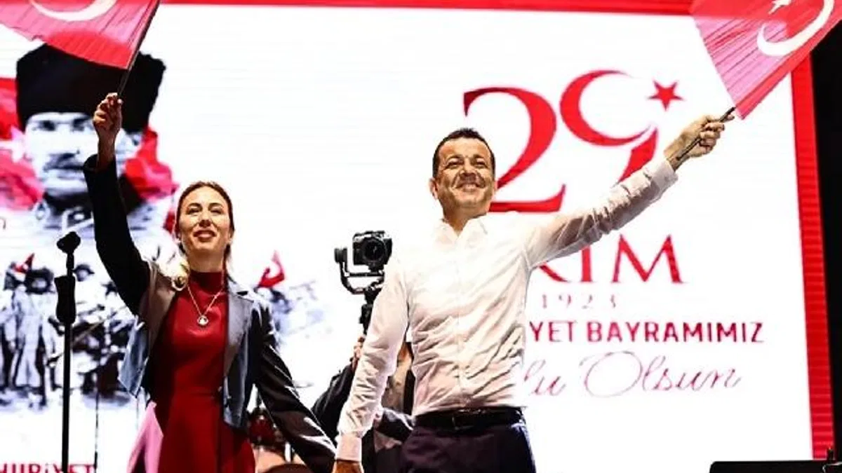 Cumhuriyet coşkusu Denizli’yi sardı