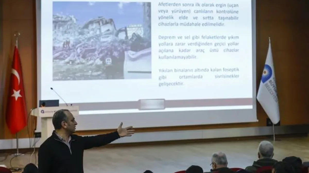 Antalya'da ilaçlama personeline biyosidal ürün kullanımı eğitimi