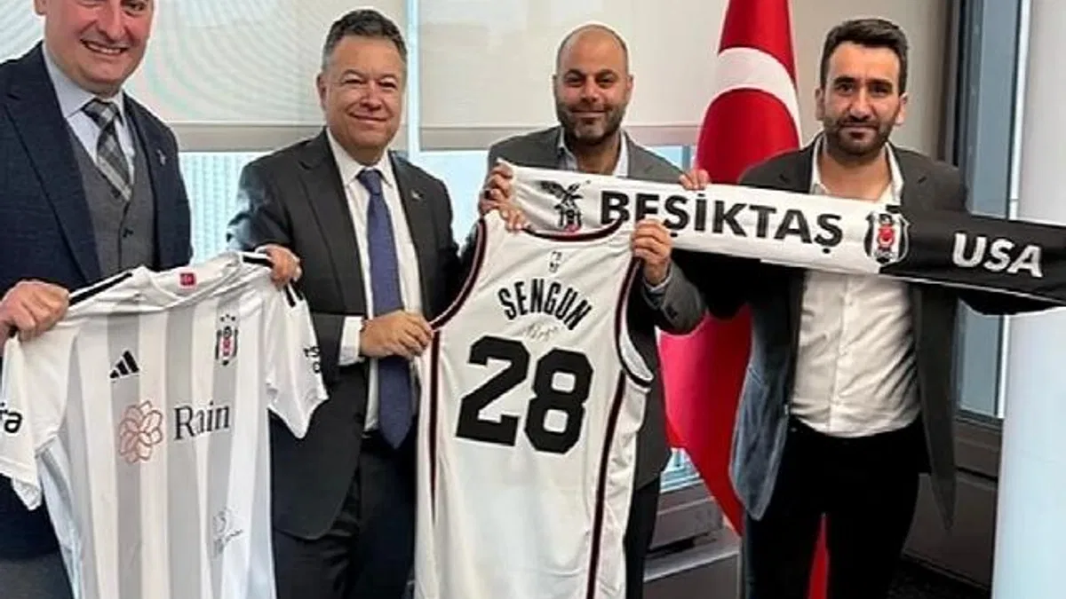 Beşiktaş USA, New York Başkonsolosu Muhittin Ahmet Yazal'ı ziyaret etti