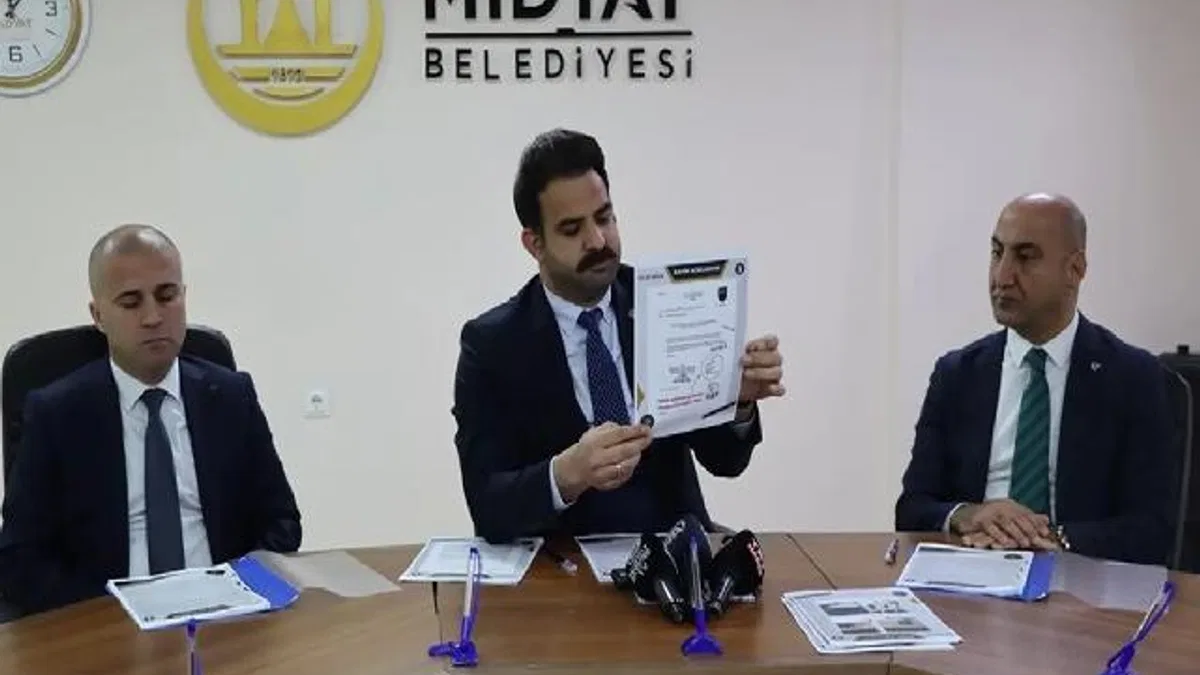 Mardin Midyat'ta kaçak otele yıkım kararı!