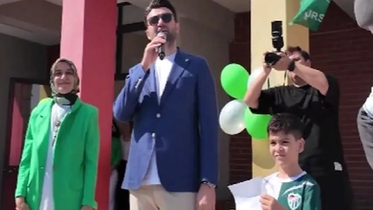 Bursaspor Başkanı Enes Çelik genç liderin vaadini gerçekleştirdi