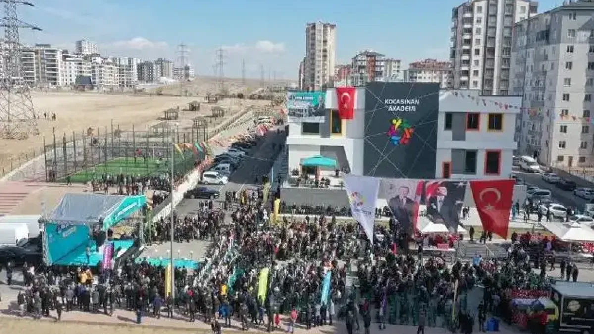 Kayseri Kocasinan'dan 46 yeni sosyal tesis