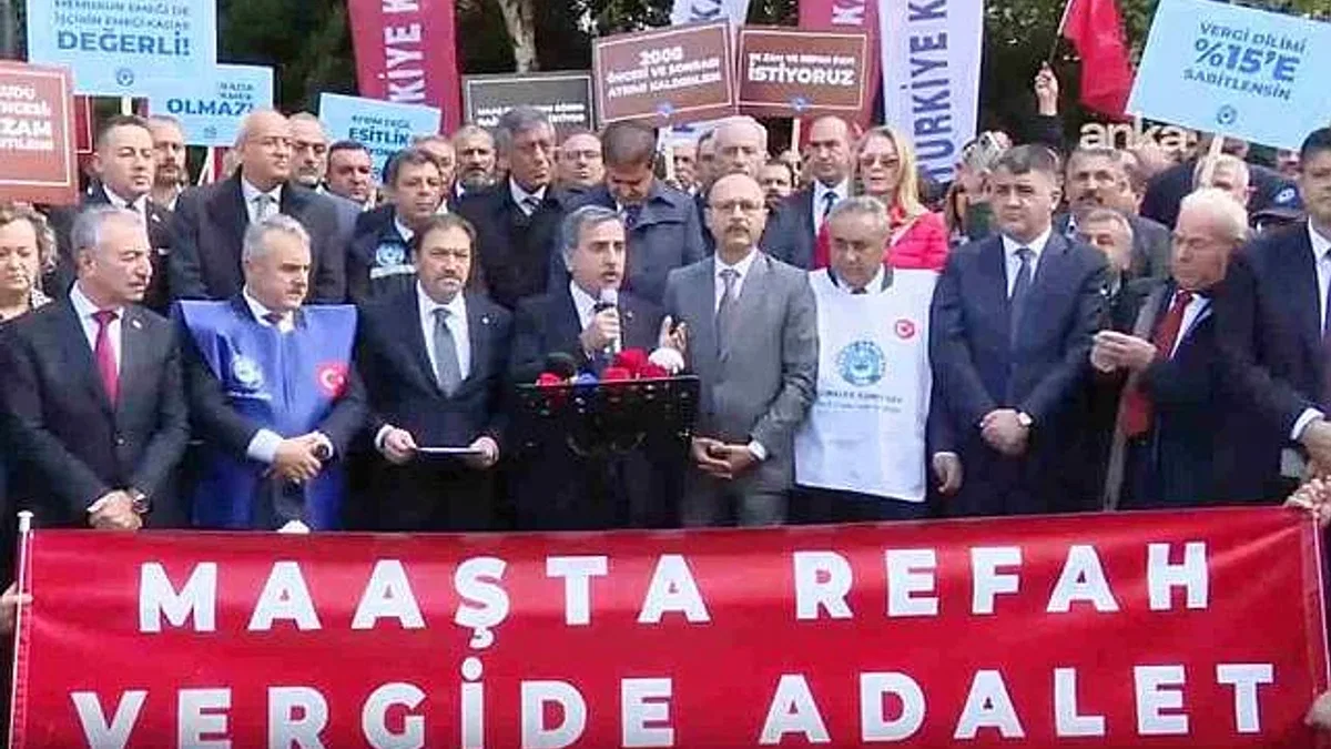 Türkiye Kamu-Sen memur ve emekliye 'ek zam' talep etti