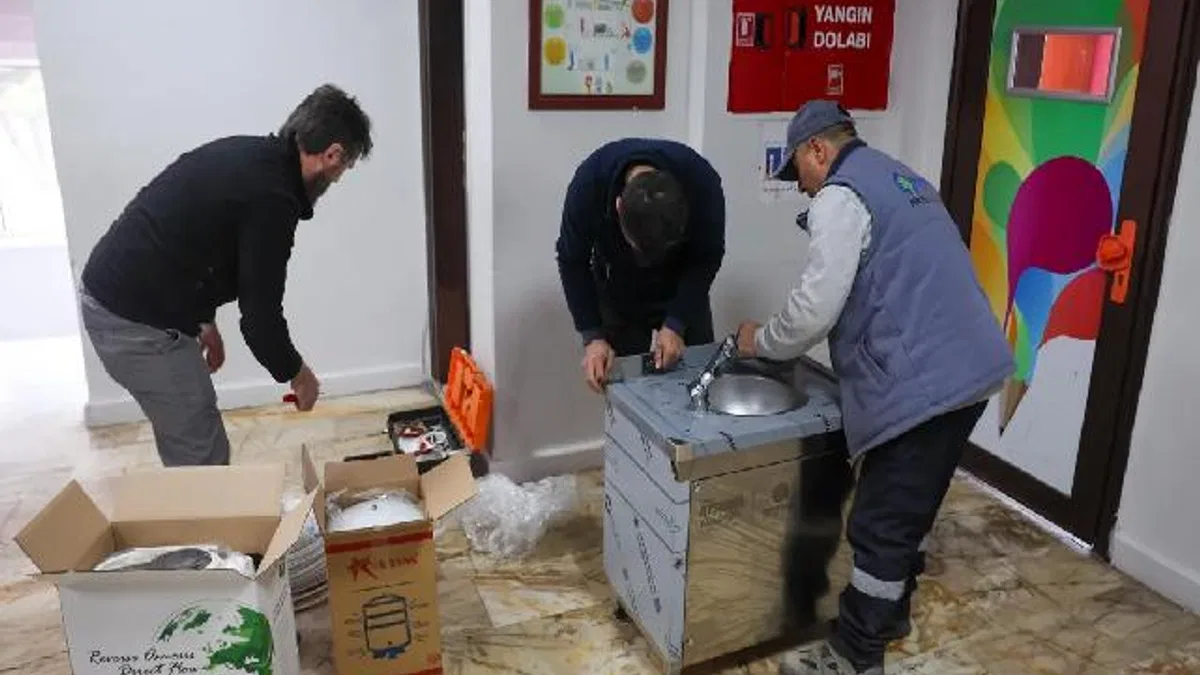 İstanbul Bakırköy Belediyesi'nden devlet okullarına su arıtma desteği