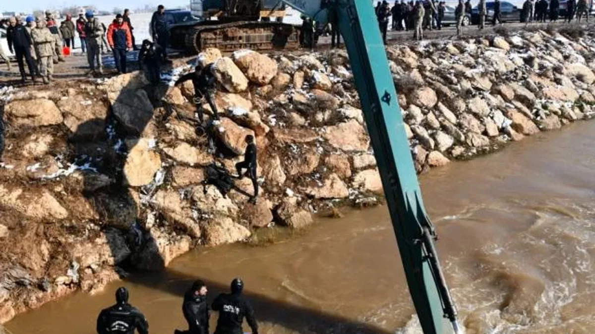 Şanlıurfa'da araç sulama kanalına düştü: 3 ölü, 1 kayıp!
