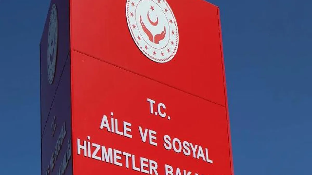 O görüntülere Bakanlık'tan açıklama... Babaya gözaltı, çocuklar devlet korumasında!