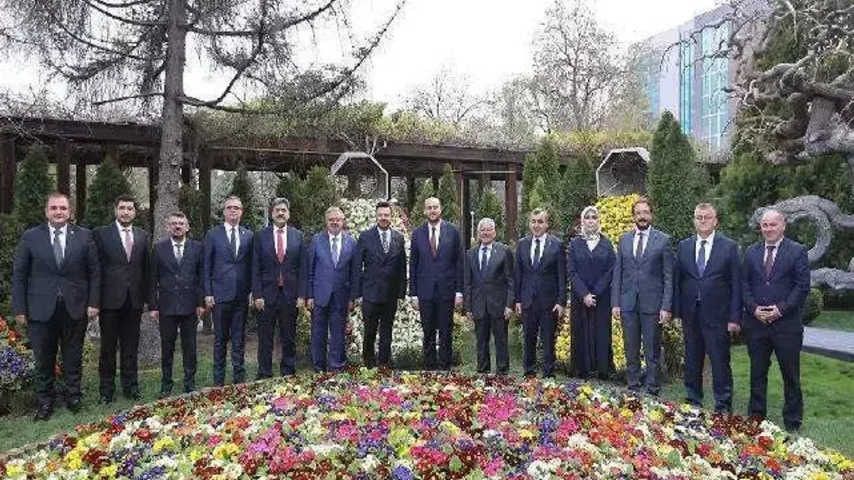 AK Partili Ahmet Büyükgümüş'ten Kayseri mesaisi