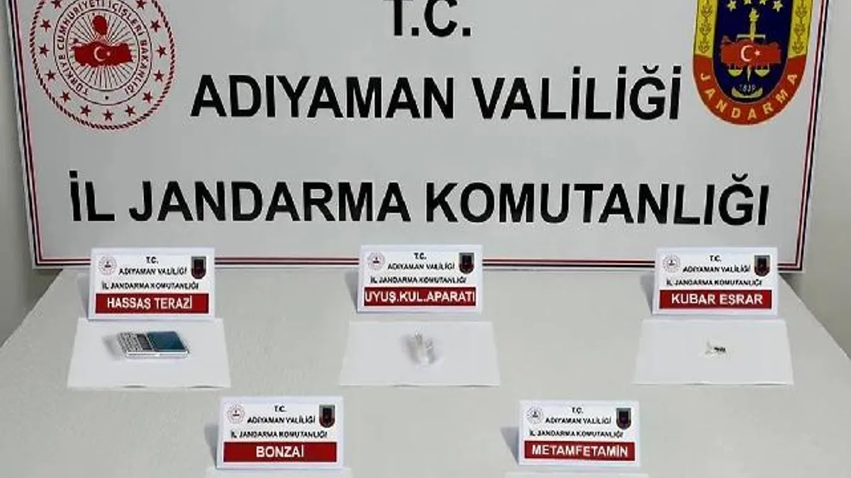 Adıyaman’da zehir tacirlerine 12 gözaltı!