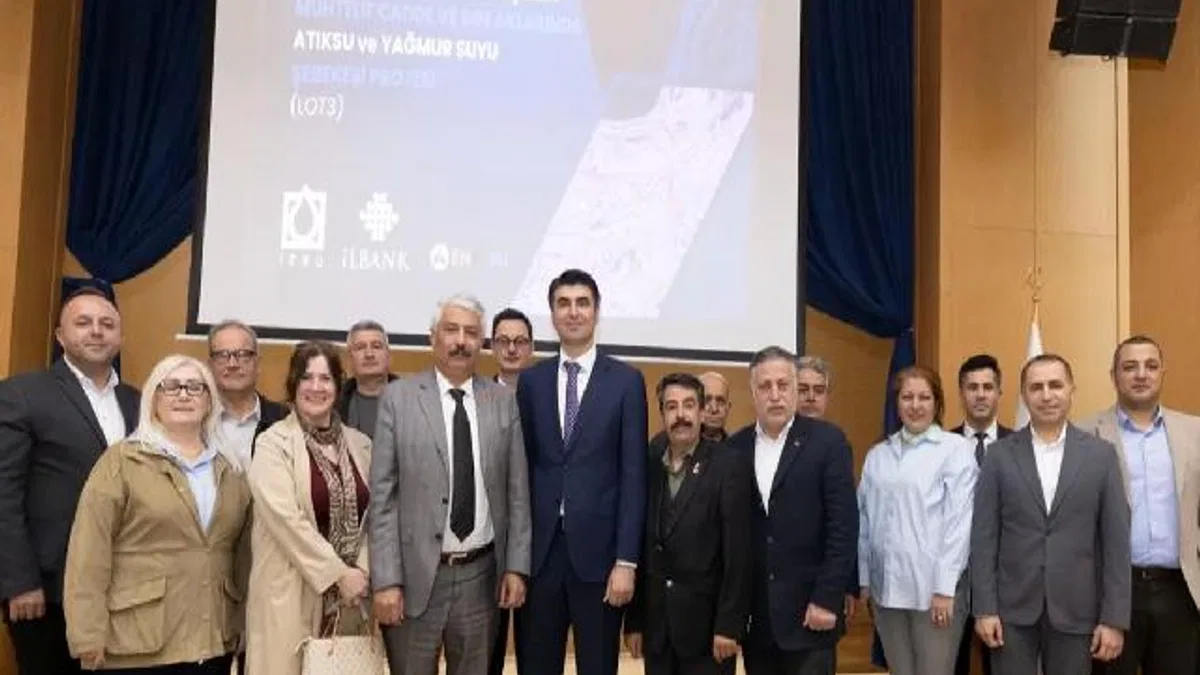 İzmir'de Konak ve Karabağlar’da hayata geçireceği projeler halka tanıtıldı